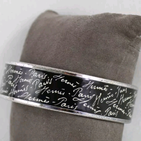 Hermes Palladium Plated Black Script Enamel Bangle Bracelet Size GM 😍 - Picture 3 of 4